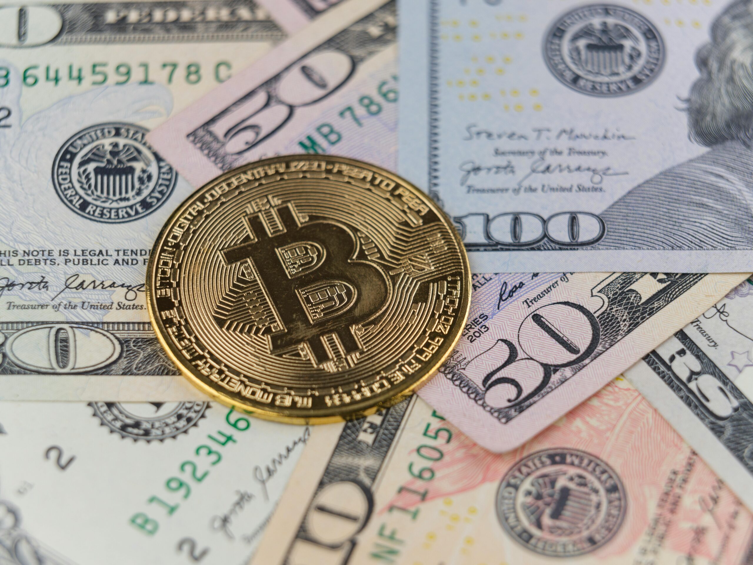 Pay Faster in the US: How Bitcoin Payments Work